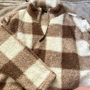 Love Tree Quarter Zip-up